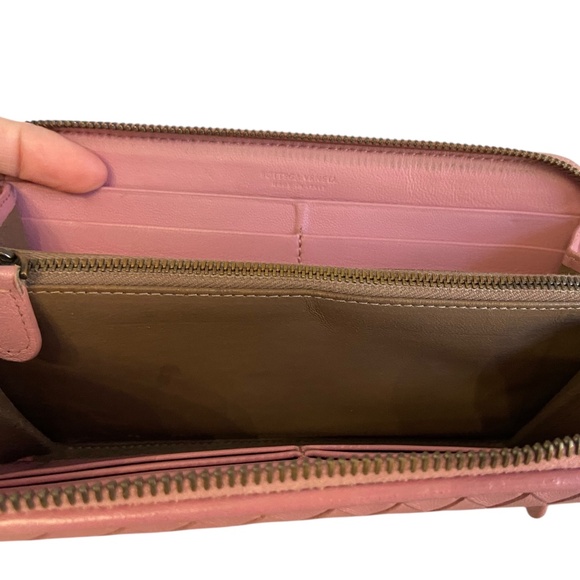 Authentic Bottega Veneta Intrecciato Leather Zip-Around Long Wallet - Pink Mauve - Picture 8 of 15